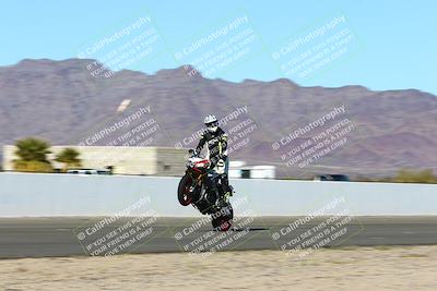 media/Jan-09-2022-SoCal Trackdays (Sun) [[2b1fec8404]]/Front Straight Speed Shots (1pm)/